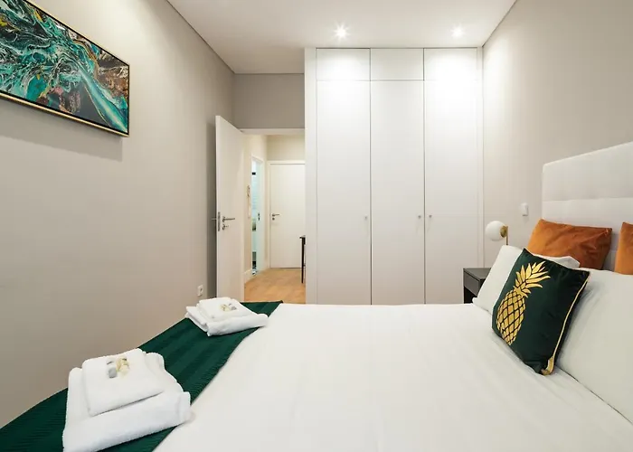 Virtudes Flat * Porto